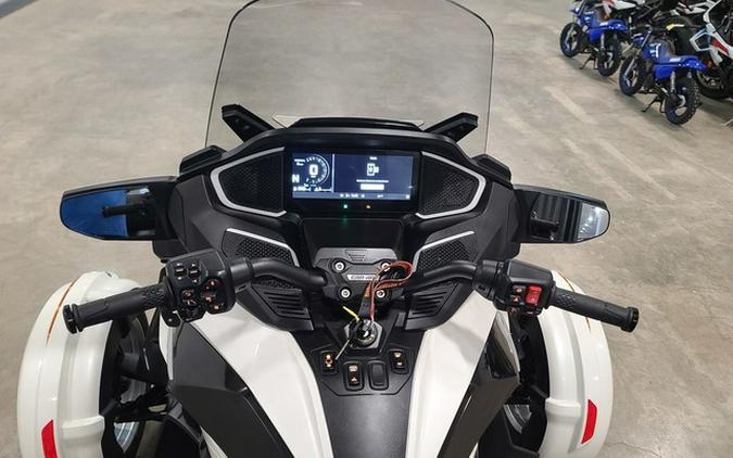 2026 Can-Am Spyder RT Limited Platine