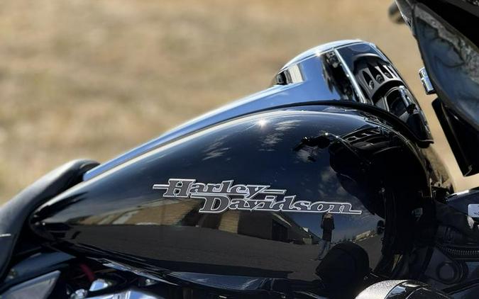 2020 Harley-Davidson® FLHX - Street Glide®