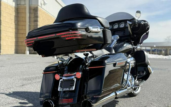 2020 Harley-Davidson® FLHX - Street Glide®