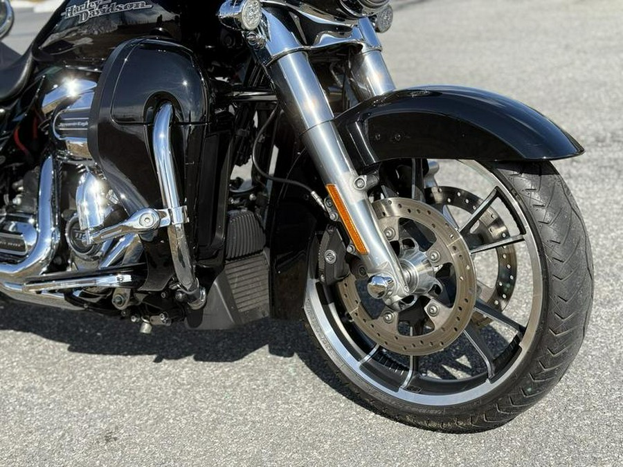 2020 Harley-Davidson® FLHX - Street Glide®