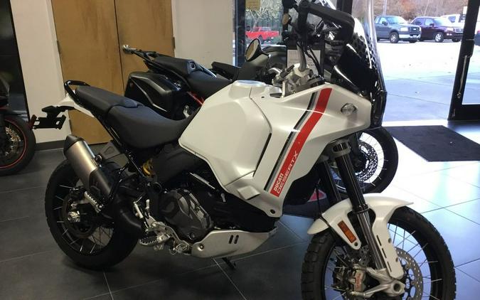 2024 Ducati DesertX Star White Silk