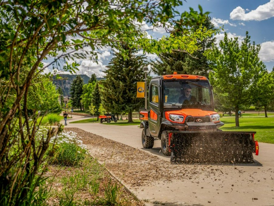 2025 Kubota Full-Size Diesel RTV-X2 CAB