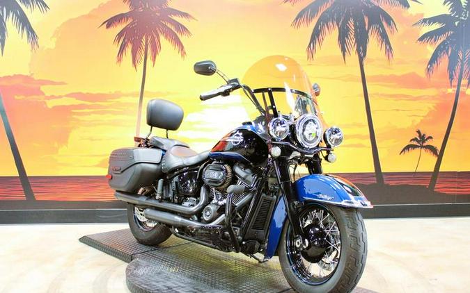 2022 Harley-Davidson® FLHCS - Heritage Classic 114