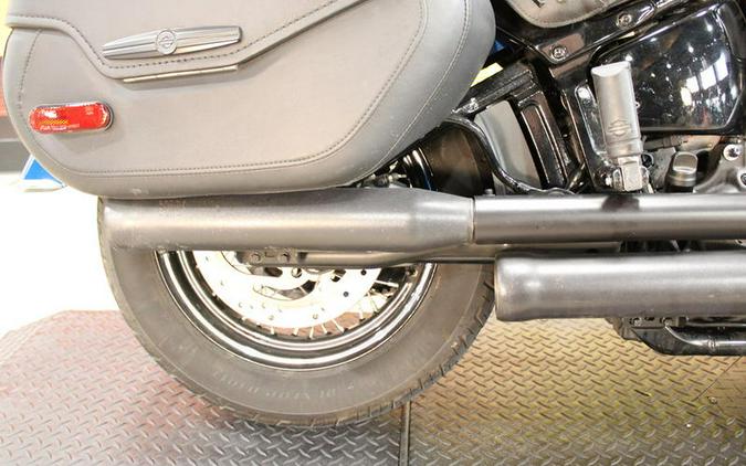 2022 Harley-Davidson® FLHCS - Heritage Classic 114