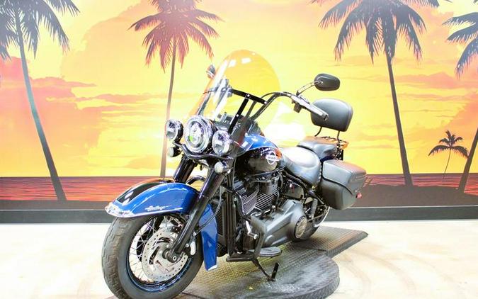 2022 Harley-Davidson® FLHCS - Heritage Classic 114