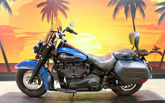 2022 Harley-Davidson® FLHCS - Heritage Classic 114