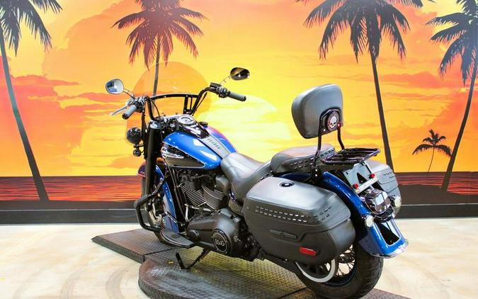 2022 Harley-Davidson® FLHCS - Heritage Classic 114