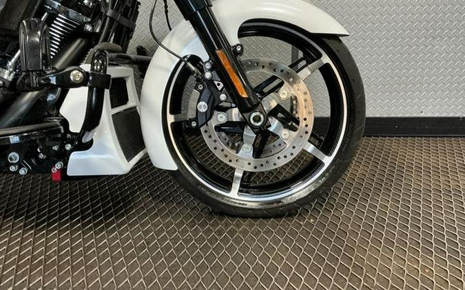 2024 Harley-Davidson Street Glide Base