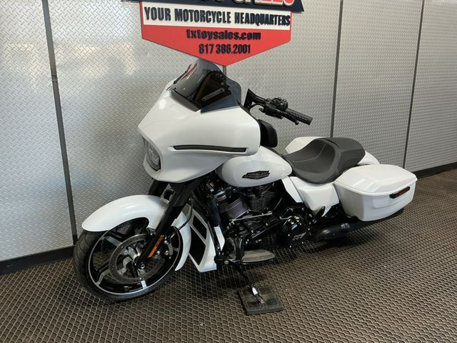 2024 Harley-Davidson Street Glide Base
