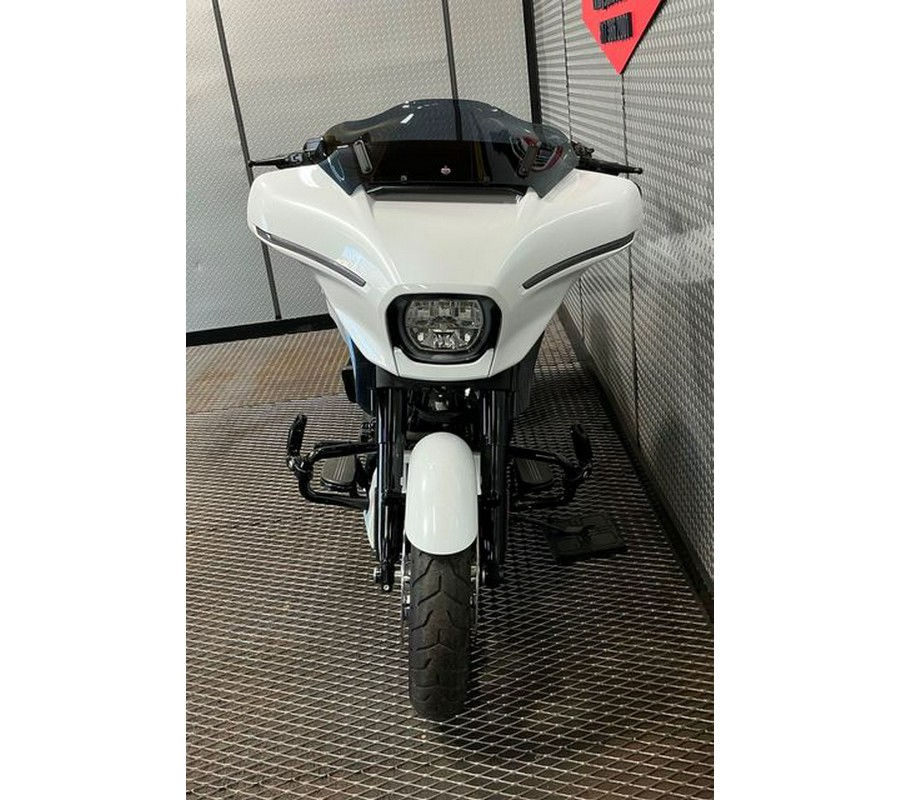 2024 Harley-Davidson Street Glide Base