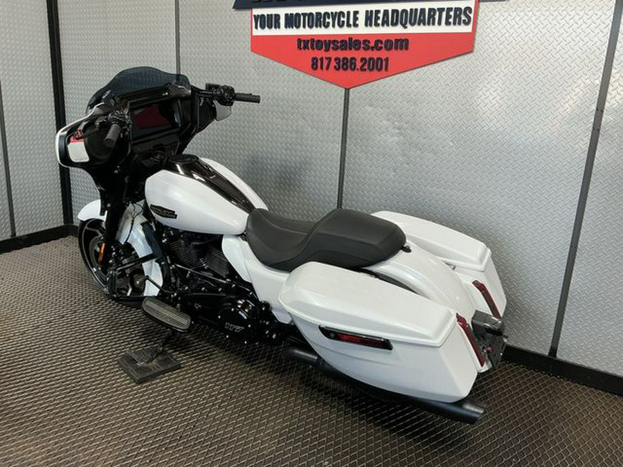 2024 Harley-Davidson Street Glide Base