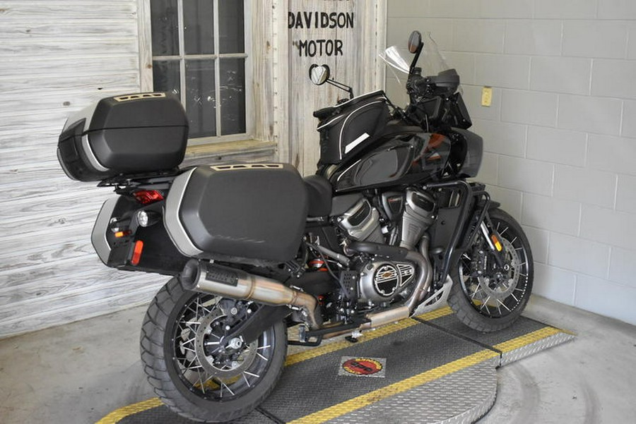 2023 Harley-Davidson® RA1250S - Pan America™ 1250 Special