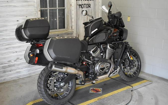 2023 Harley-Davidson® RA1250S - Pan America™ 1250 Special