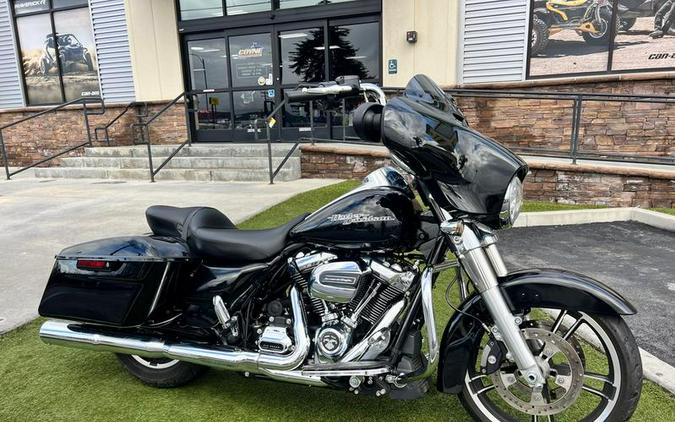 2018 Harley-Davidson® FLHX - Street Glide®