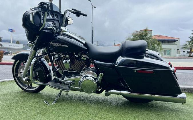 2018 Harley-Davidson® FLHX - Street Glide®