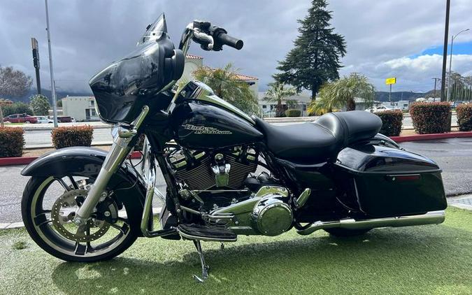 2018 Harley-Davidson® FLHX - Street Glide®