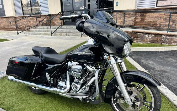 2018 Harley-Davidson® FLHX - Street Glide®