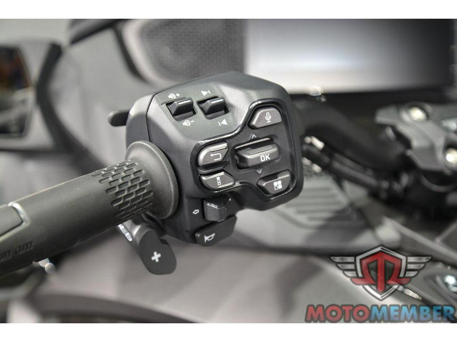 2026 Can-Am Spyder RT Limited Dark