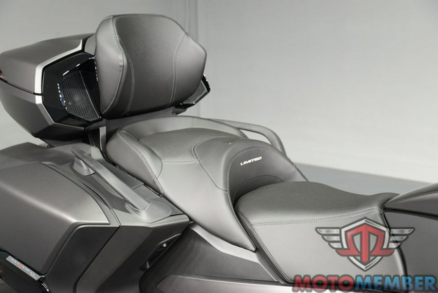 2026 Can-Am Spyder RT Limited Dark