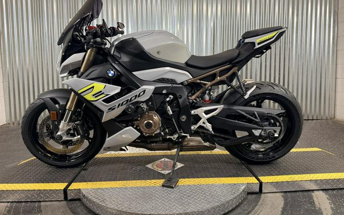 2022 BMW Motorrad S 1000 R