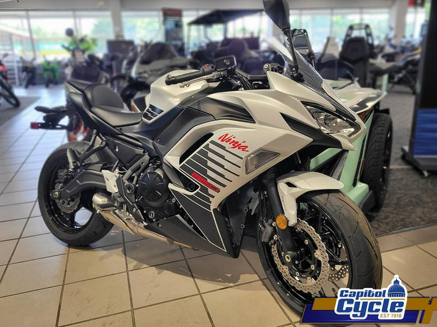 2026 Kawasaki Ninja® 650 ABS