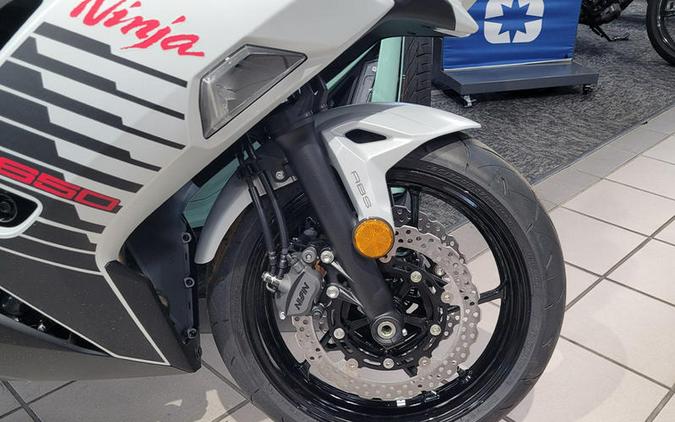 2026 Kawasaki Ninja® 650 ABS