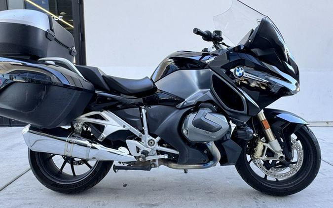2023 BMW R 1250 RT Triple Black