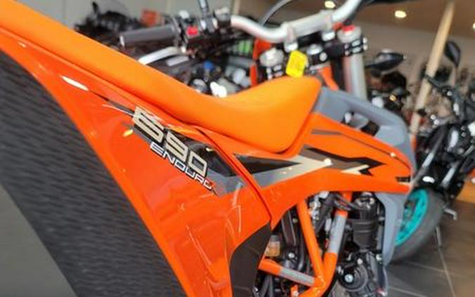 2024 KTM 690 Enduro R