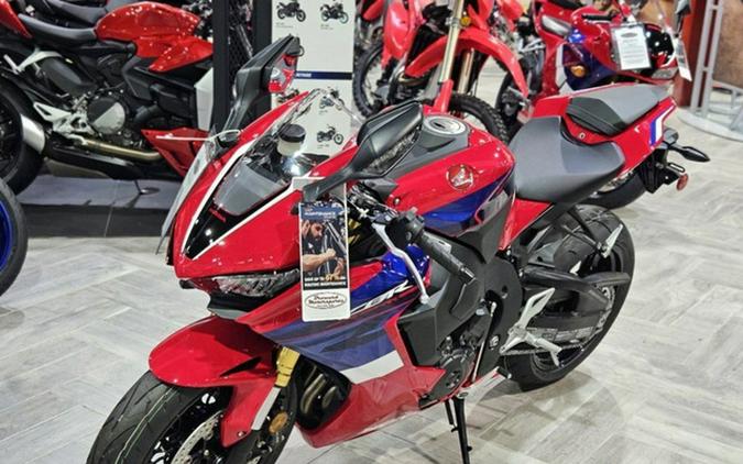 2024 Honda CBR1000RR