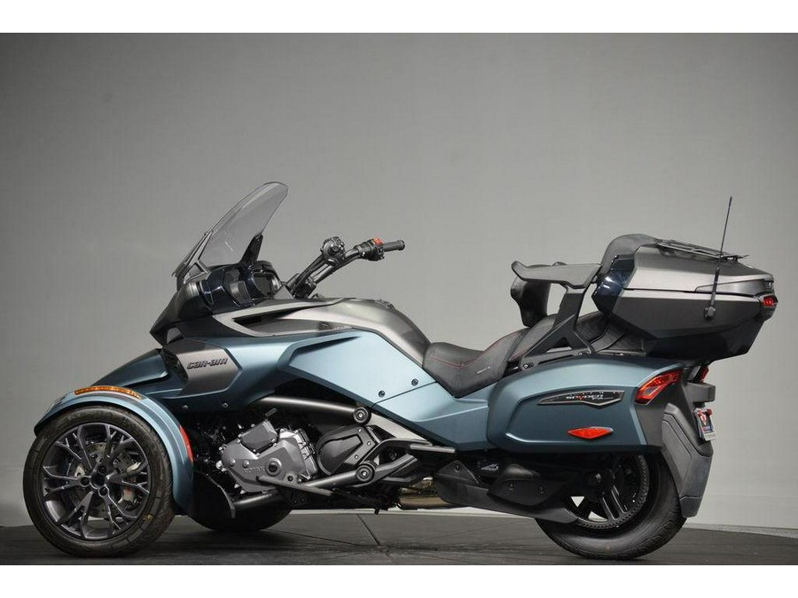 2026 Can-Am Spyder RT Limited Dark
