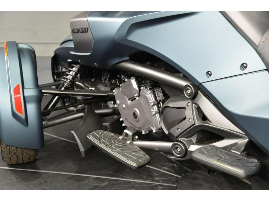 2026 Can-Am Spyder RT Limited Dark