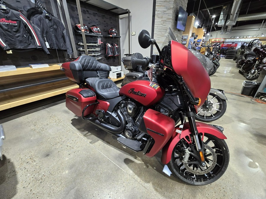 2025 INDIAN MOTORCYCLE ROADMASTER DARK HORSE POWERPLUS 112