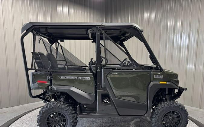 2026 Honda Pioneer 1000-5 Deluxe