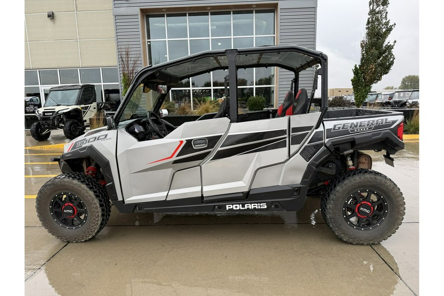 2017 POLARIS GENERAL 4 1000 EPS SILVER PEARL - Polaris