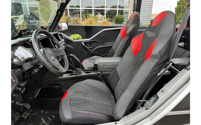 2017 Polaris POLARIS GENERAL 4 1000 EPS SILVER PEARL