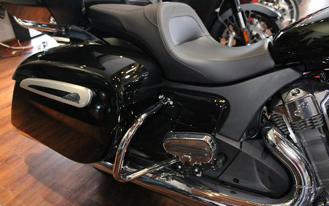 2023 Indian Motorcycle® Pursuit Limited Black Metallic