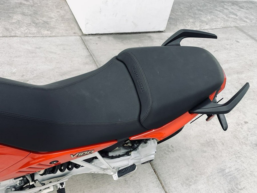 2023 Moto Guzzi V100 Mandello