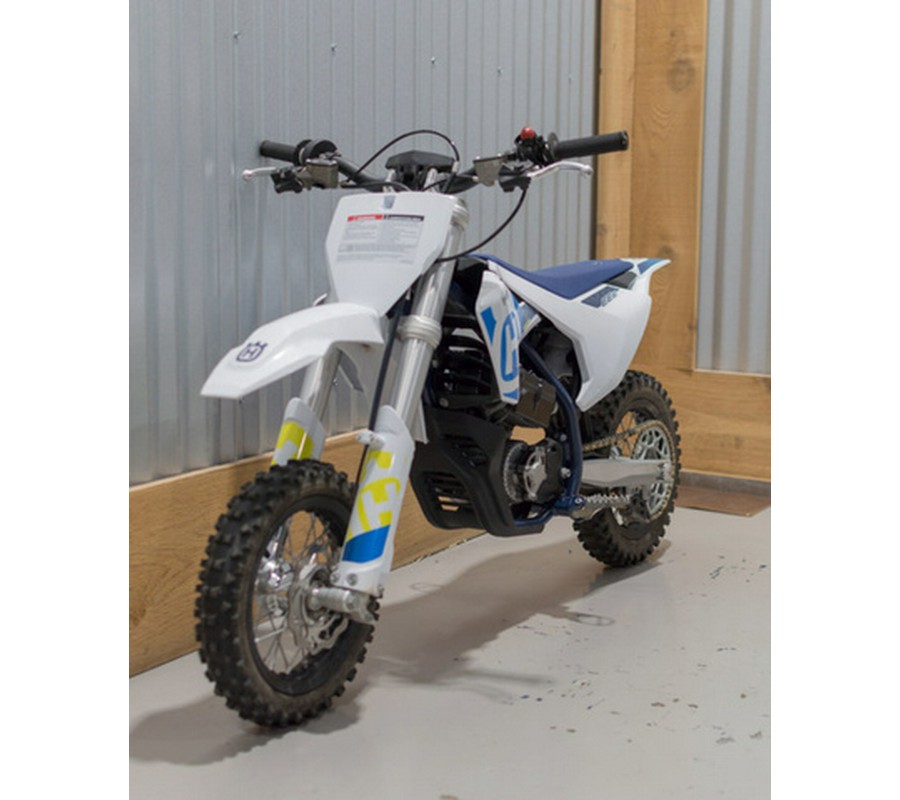2024 Husqvarna EE 3