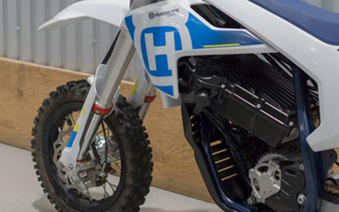2024 Husqvarna EE 3