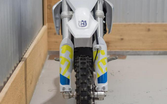 2024 Husqvarna® EE 3