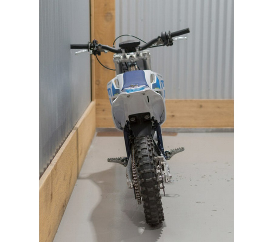 2024 Husqvarna EE 3