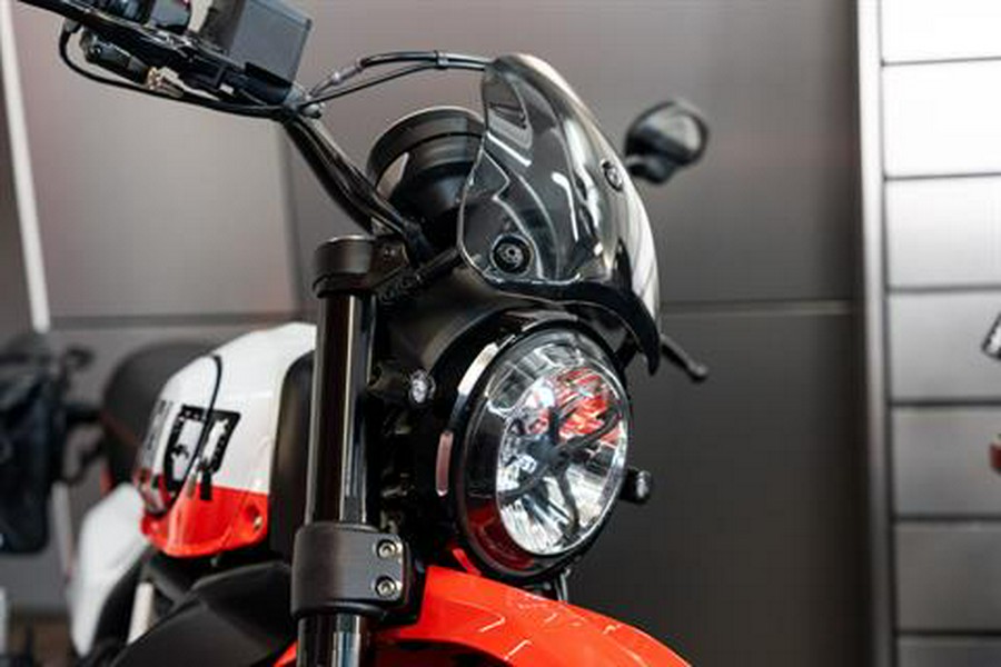 2023 Ducati Scrambler Urban Motard