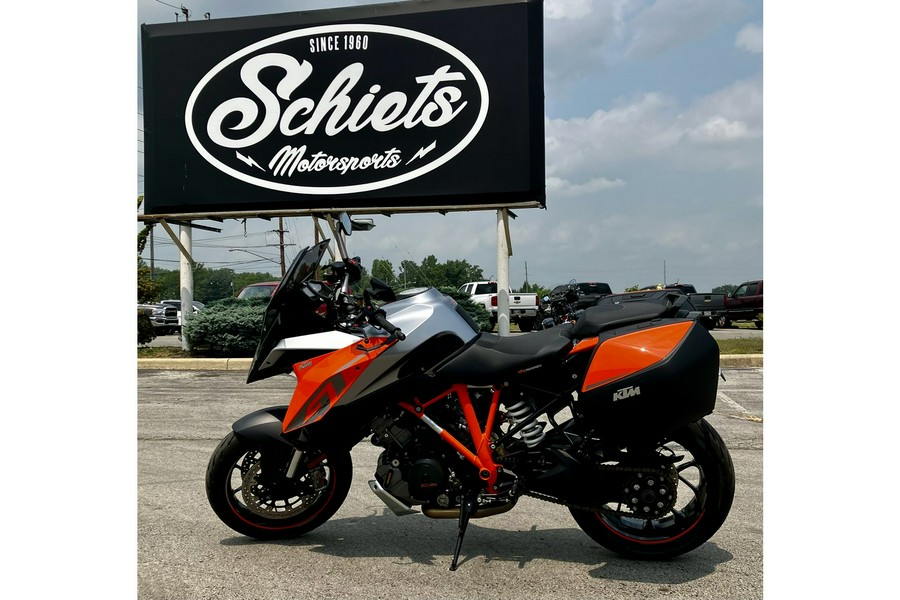 2017 KTM 1290 Super Duke GT