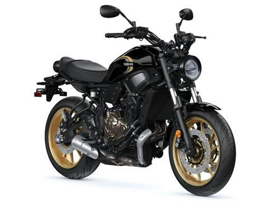 2025 Yamaha XSR700