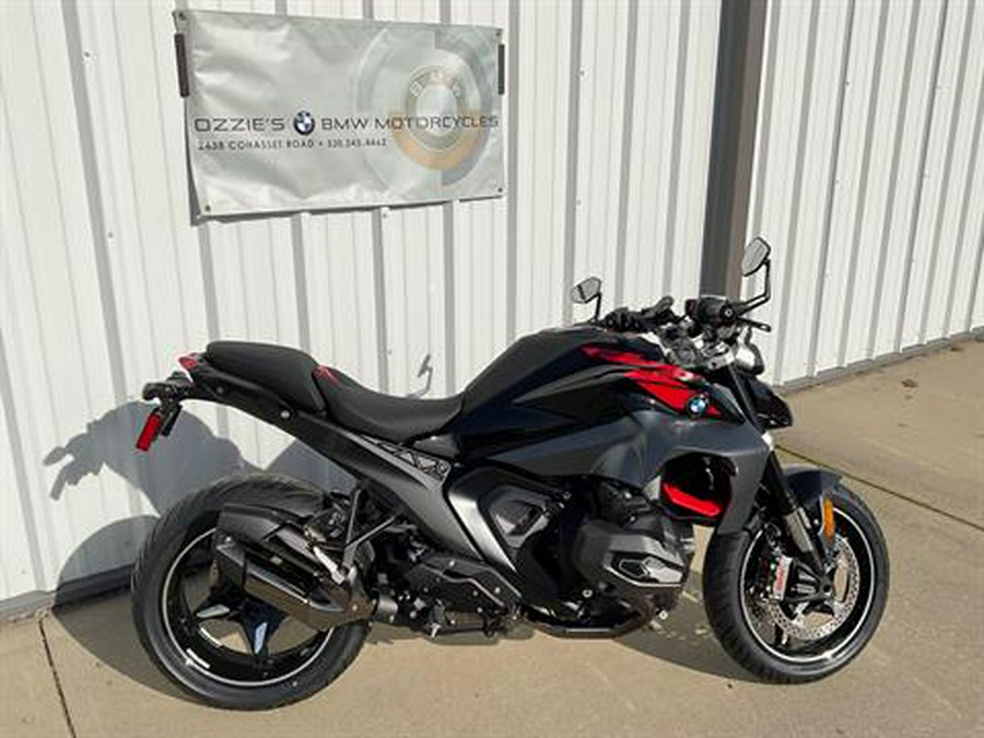 2026 BMW R 1300 R