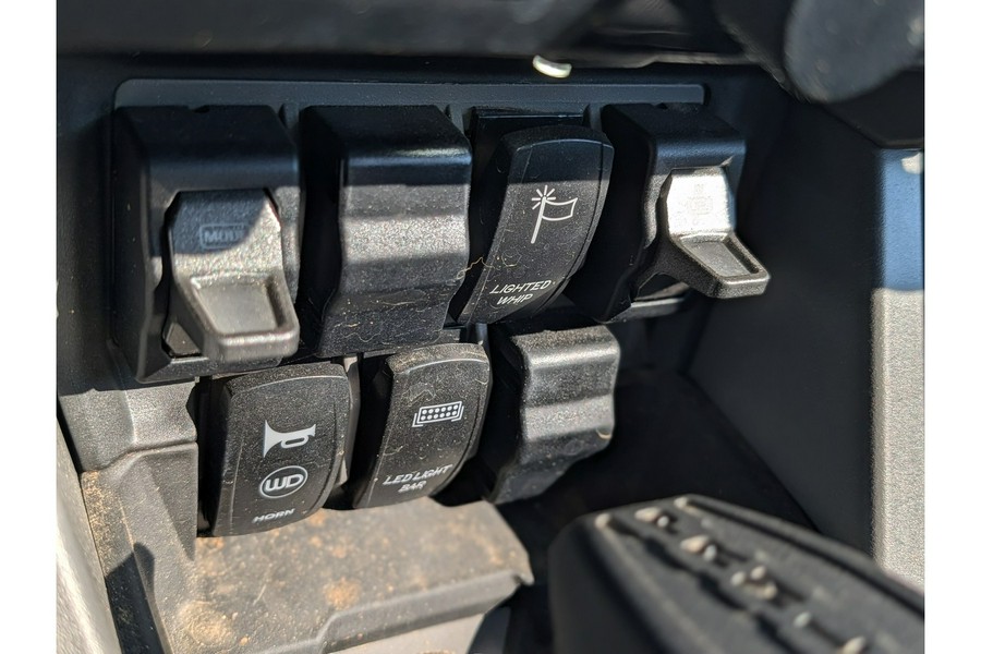 2026 RZR PRO R ULTIMATE - Polaris