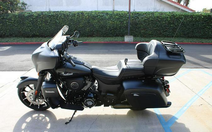 2023 Indian Motorcycle® Roadmaster® Dark Horse® Black Smoke