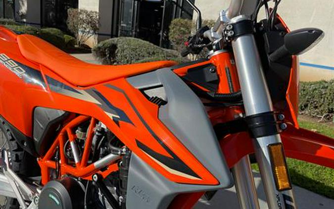 2024 KTM 690 Enduro R