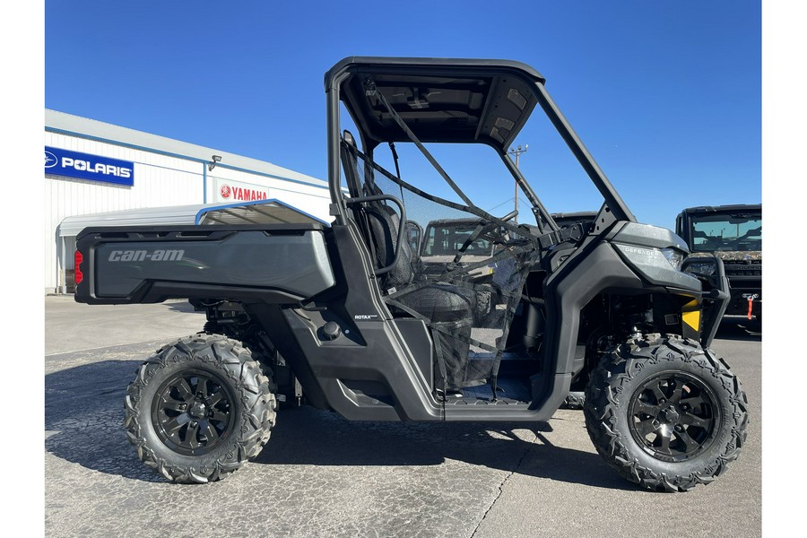 2024 Can-Am DEFENDER XT HD9