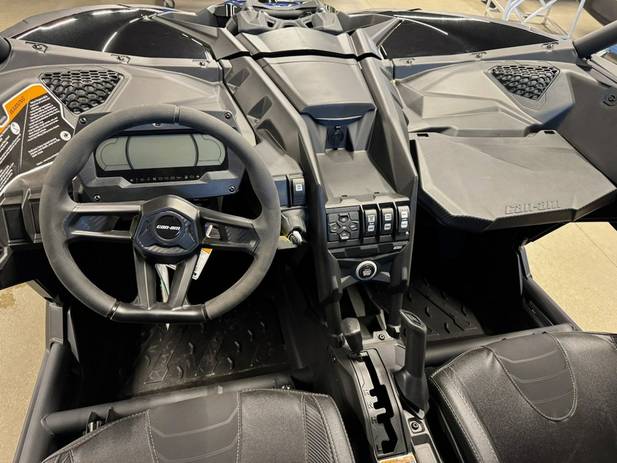 2025 Can-Am Maverick X3 X ds 64" with Smart-Shox TURBO RR